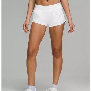 Lululemon Hotty Hot Low Rise 4” shorts